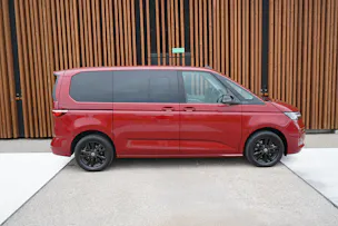 VW MULTIVAN 2.0 TSI LIBERTY SPORT DSG l 204 PS