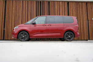 VW MULTIVAN 2.0 TSI LIBERTY SPORT DSG l 204 PS