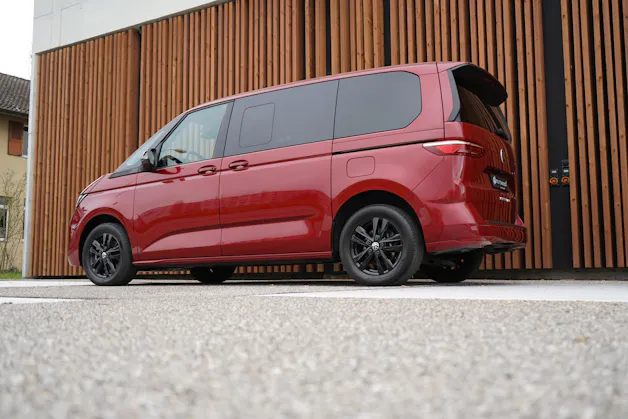 VW MULTIVAN 2.0 TSI LIBERTY SPORT DSG l 204 PS
