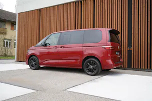 VW MULTIVAN 2.0 TSI LIBERTY SPORT DSG l 204 PS