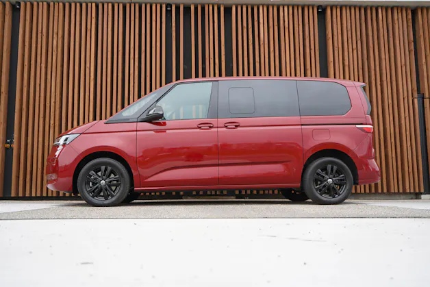 VW MULTIVAN 2.0 TSI LIBERTY SPORT DSG l 204 PS