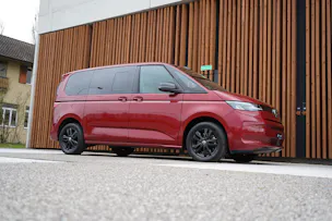 VW MULTIVAN 2.0 TSI LIBERTY SPORT DSG l 204 PS