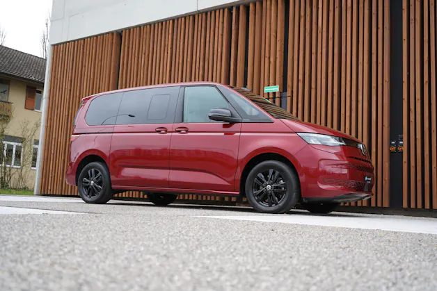 VW MULTIVAN 2.0 TSI LIBERTY SPORT DSG l 204 PS