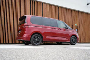 VW MULTIVAN 2.0 TSI LIBERTY SPORT DSG l 204 PS