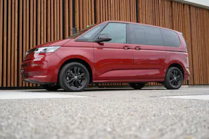 VW MULTIVAN 2.0 TSI LIBERTY SPORT DSG l 204 PS