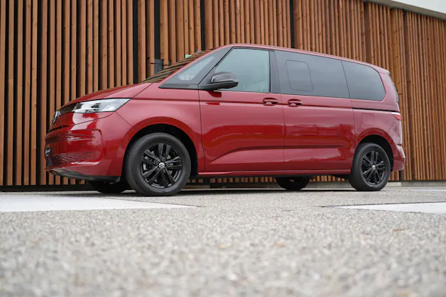 VW MULTIVAN 2.0 TSI LIBERTY SPORT DSG l 204 PS