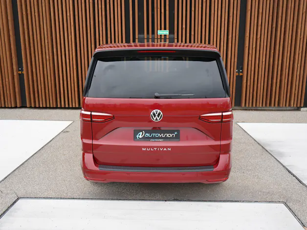 VW MULTIVAN 2.0 TSI LIBERTY SPORT DSG l 204 PS
