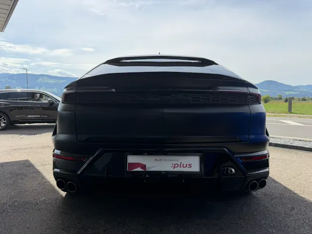 Lamborghini Urus Performante inkl. Akrapovic Auspuffanlage