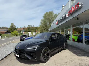 Lamborghini Urus Performante inkl. Akrapovic Auspuffanlage