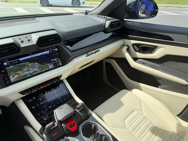 Lamborghini Urus Performante inkl. Akrapovic Auspuffanlage