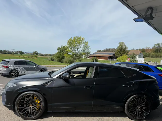 Lamborghini Urus Performante inkl. Akrapovic Auspuffanlage