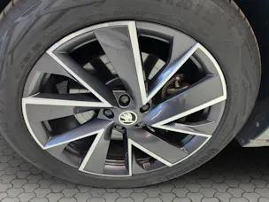SKODA Enyaq iV 80x SportLine