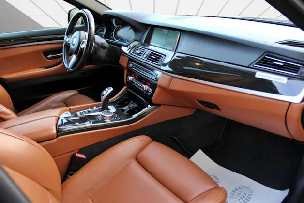 BMW 535d Touring xDrive M-Paket Platinum Sport Edition