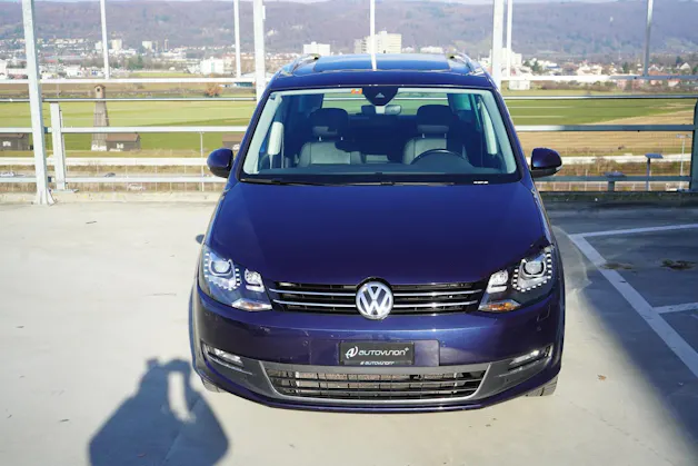 VW SHARAN 2.0 TDI BMT HIGHLINE SPORT 4MOTION DSG l 184 PS