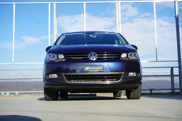 VW SHARAN 2.0 TDI BMT HIGHLINE SPORT 4MOTION DSG l 184 PS