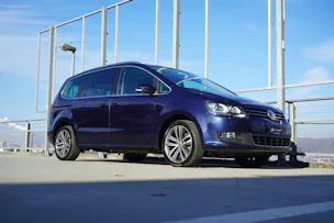 VW SHARAN 2.0 TDI BMT HIGHLINE SPORT 4MOTION DSG l 184 PS
