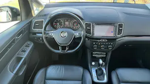 VW SHARAN 2.0 TDI BMT HIGHLINE SPORT 4MOTION DSG l 184 PS