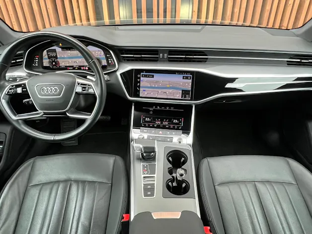 AUDI A6 AVANT 45 TDI S-LINE SPORT QUATTRO TIPTRONIC l 245 PS