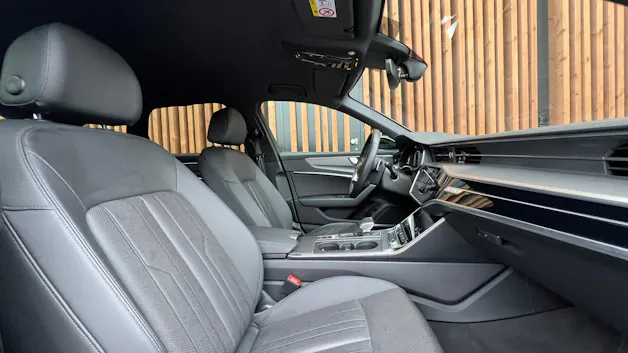 AUDI A6 AVANT 45 TDI S-LINE SPORT QUATTRO TIPTRONIC l 245 PS