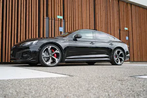 AUDI RS5 SPORTBACK 2.9 TFSI QUATTRO TIPTRONIC BLACK l 450 PS