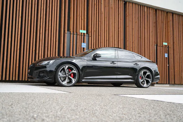 AUDI RS5 SPORTBACK 2.9 TFSI QUATTRO TIPTRONIC BLACK l 450 PS