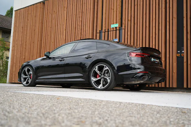 AUDI RS5 SPORTBACK 2.9 TFSI QUATTRO TIPTRONIC BLACK l 450 PS