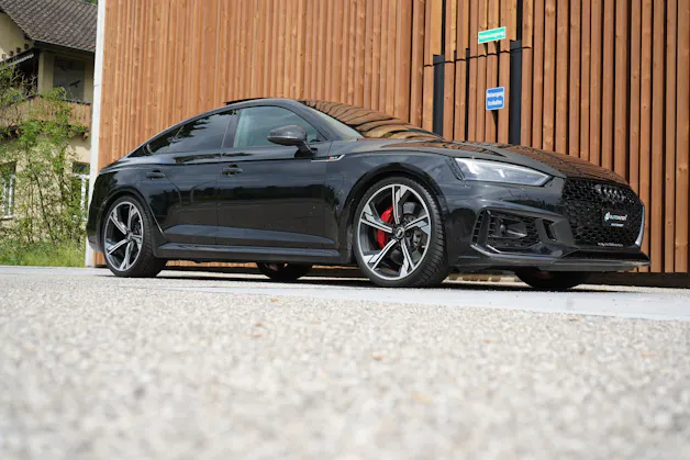 AUDI RS5 SPORTBACK 2.9 TFSI QUATTRO TIPTRONIC BLACK l 450 PS