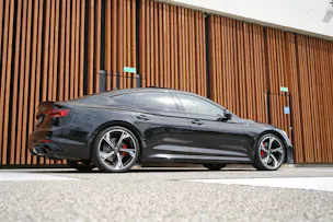 AUDI RS5 SPORTBACK 2.9 TFSI QUATTRO TIPTRONIC BLACK l 450 PS