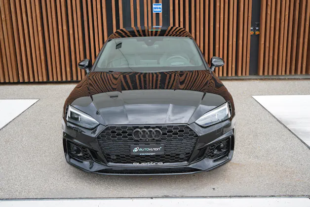 AUDI RS5 SPORTBACK 2.9 TFSI QUATTRO TIPTRONIC BLACK l 450 PS