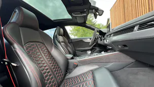 AUDI RS5 SPORTBACK 2.9 TFSI QUATTRO TIPTRONIC BLACK l 450 PS