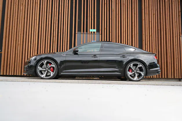 AUDI RS5 SPORTBACK 2.9 TFSI QUATTRO TIPTRONIC BLACK l 450 PS