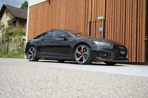 AUDI RS5 SPORTBACK 2.9 TFSI QUATTRO TIPTRONIC BLACK l 450 PS