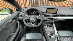 AUDI RS5 SPORTBACK 2.9 TFSI QUATTRO TIPTRONIC BLACK l 450 PS