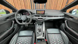 AUDI RS5 SPORTBACK 2.9 TFSI QUATTRO TIPTRONIC BLACK l 450 PS