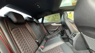 AUDI RS5 SPORTBACK 2.9 TFSI QUATTRO TIPTRONIC BLACK l 450 PS