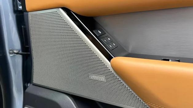 Land Rover RANGE ROVER VELAR SV AUTOBIOGRAPHY DYNAMIC EDITION BLACK AUTOMATIC l 550 PS