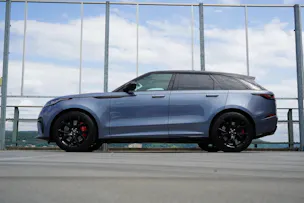 Land Rover RANGE ROVER VELAR SV AUTOBIOGRAPHY DYNAMIC EDITION BLACK AUTOMATIC l 550 PS
