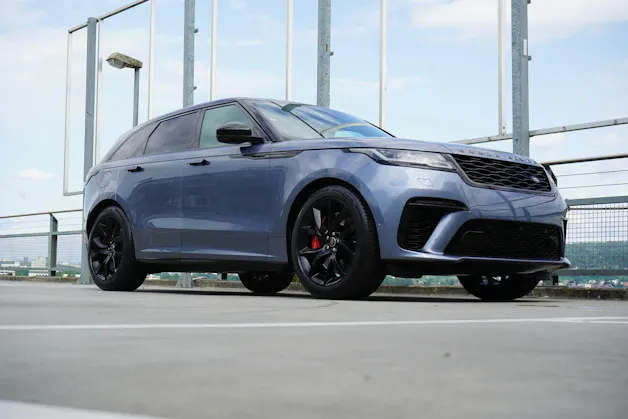 Land Rover RANGE ROVER VELAR SV AUTOBIOGRAPHY DYNAMIC EDITION BLACK AUTOMATIC l 550 PS