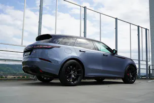 Land Rover RANGE ROVER VELAR SV AUTOBIOGRAPHY DYNAMIC EDITION BLACK AUTOMATIC l 550 PS