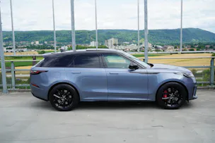 Land Rover RANGE ROVER VELAR SV AUTOBIOGRAPHY DYNAMIC EDITION BLACK AUTOMATIC l 550 PS