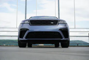 Land Rover RANGE ROVER VELAR SV AUTOBIOGRAPHY DYNAMIC EDITION BLACK AUTOMATIC l 550 PS