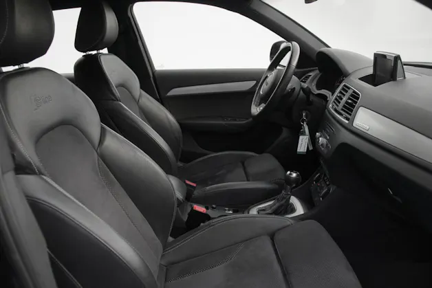 AUDI Q3 2.0 TDI sport quattro S-tronic