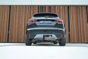 Jaguar E-PACE 2.0d D165 R-DYNAMIK AWD BLACK l 163 PS