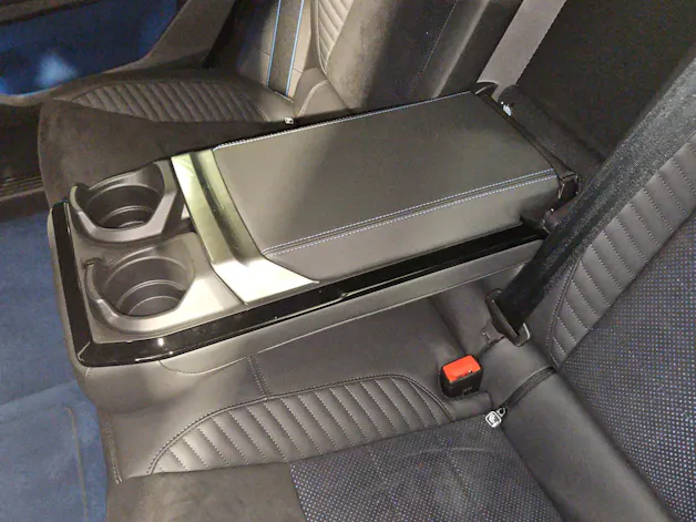 RENAULT Rafale 1.2 E-Tech Plug-in Hybrid 300 4x4 Esprit Alpine