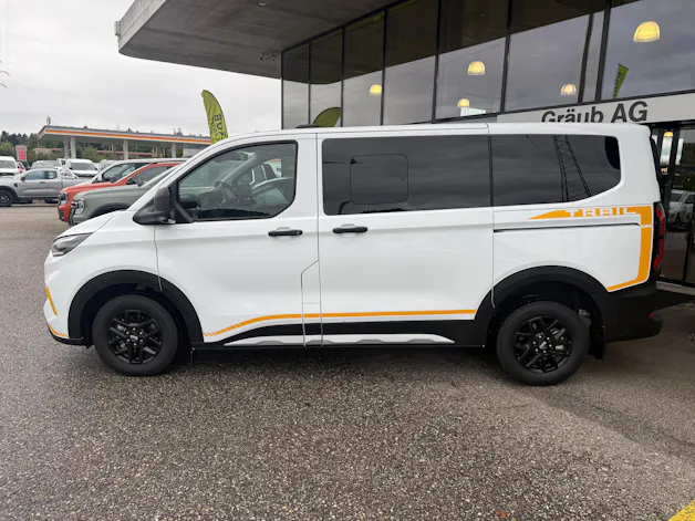 FORD Transit Custom Combi 320 L1H1 Trail Automat 4x4