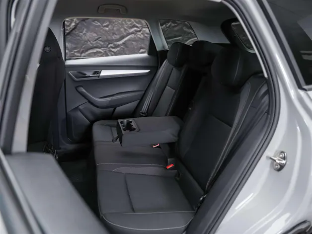 SKODA Karoq 1.5 TSI Selection DSG *Sitzheizung*Lenkradheizung*Rückfahrkamera*