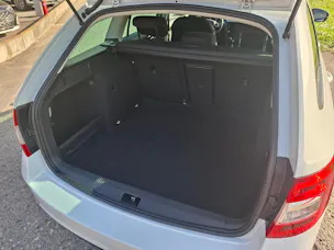 SKODA Octavia Combi 2.0 TDI Style 4x4 *Anhängerkupplung+8-fach bereift+frisch ab MFK*