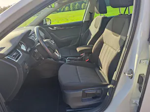 SKODA Octavia Combi 2.0 TDI Style 4x4 *Anhängerkupplung+8-fach bereift+frisch ab MFK*