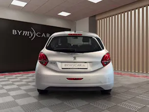 PEUGEOT 208 1.2 PureTech Allure EAT6