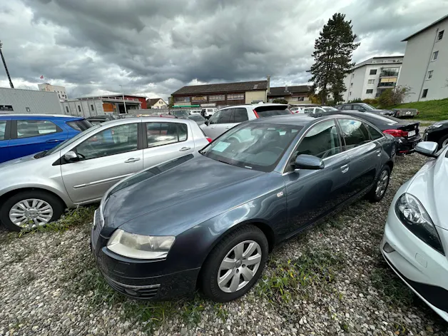 AUDI A6 3.2 V6 FSI QUATTRO l 255 PS
